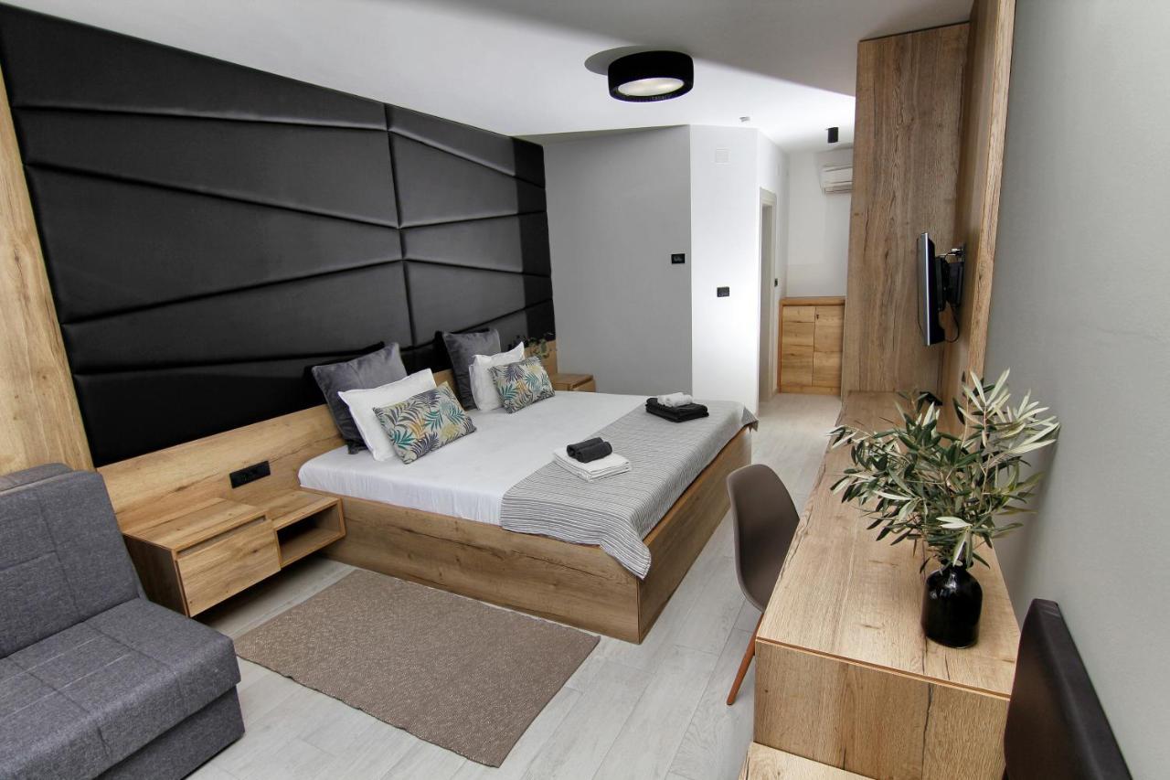 Bed and Breakfast Azur Novi Vinodolski Exterior foto