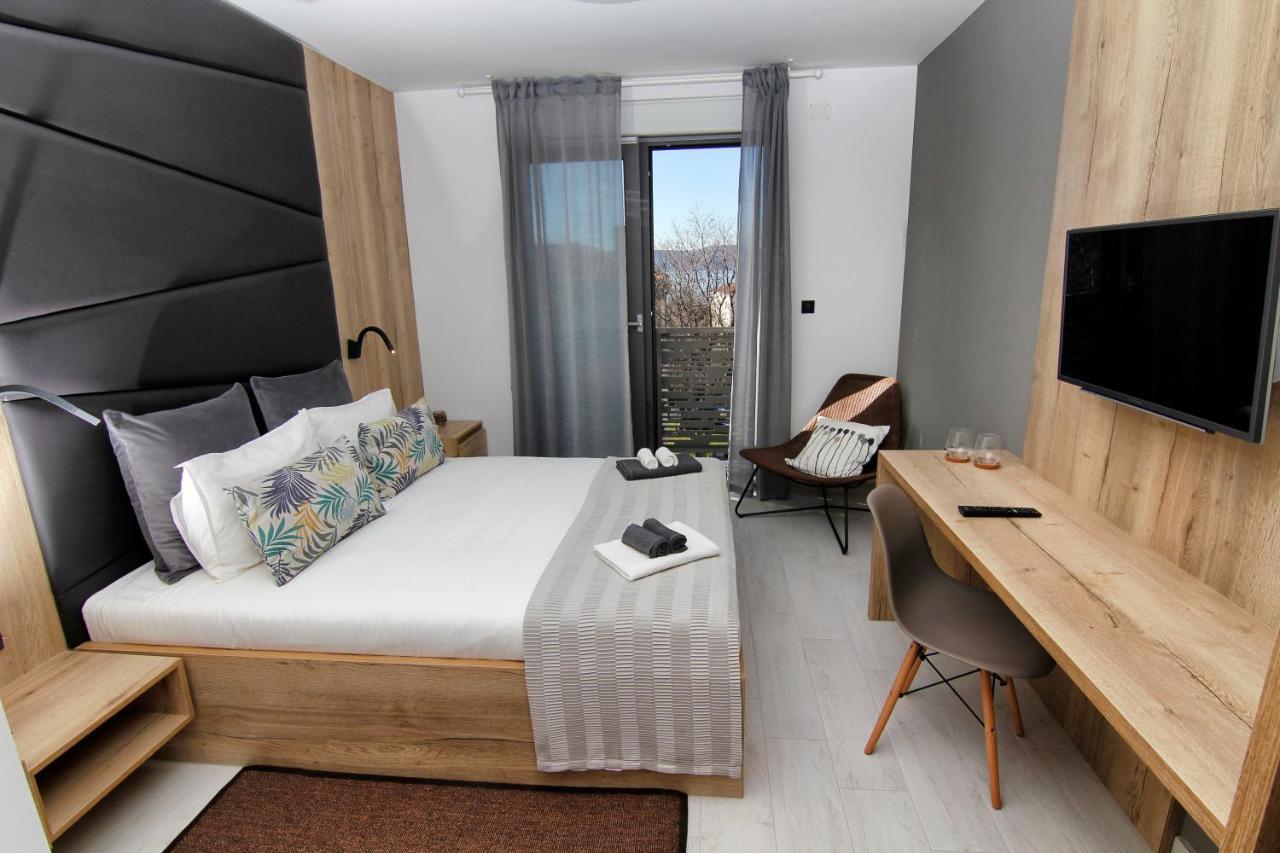 Bed and Breakfast Azur Novi Vinodolski Exterior foto