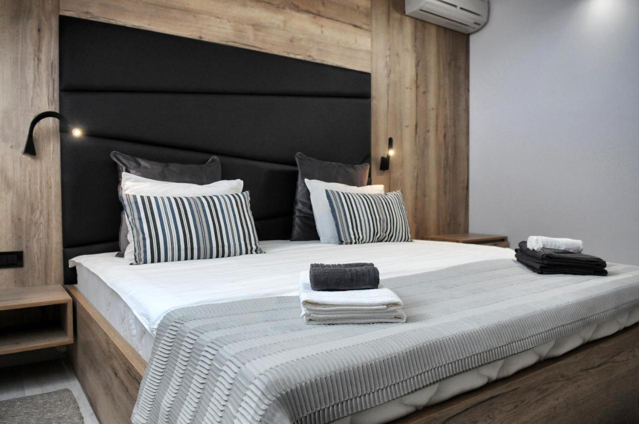 Bed and Breakfast Azur Novi Vinodolski Exterior foto