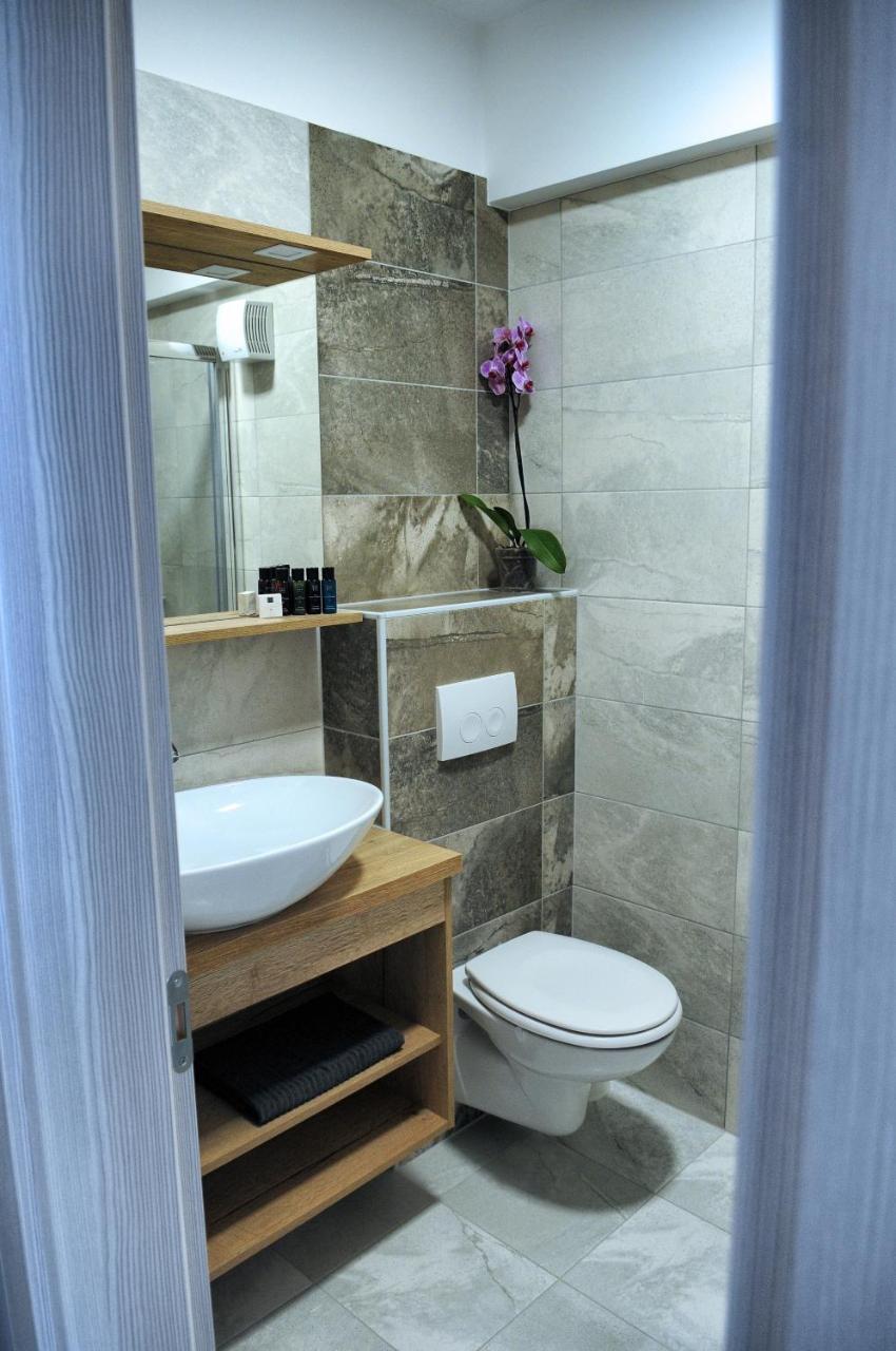 Bed and Breakfast Azur Novi Vinodolski Exterior foto