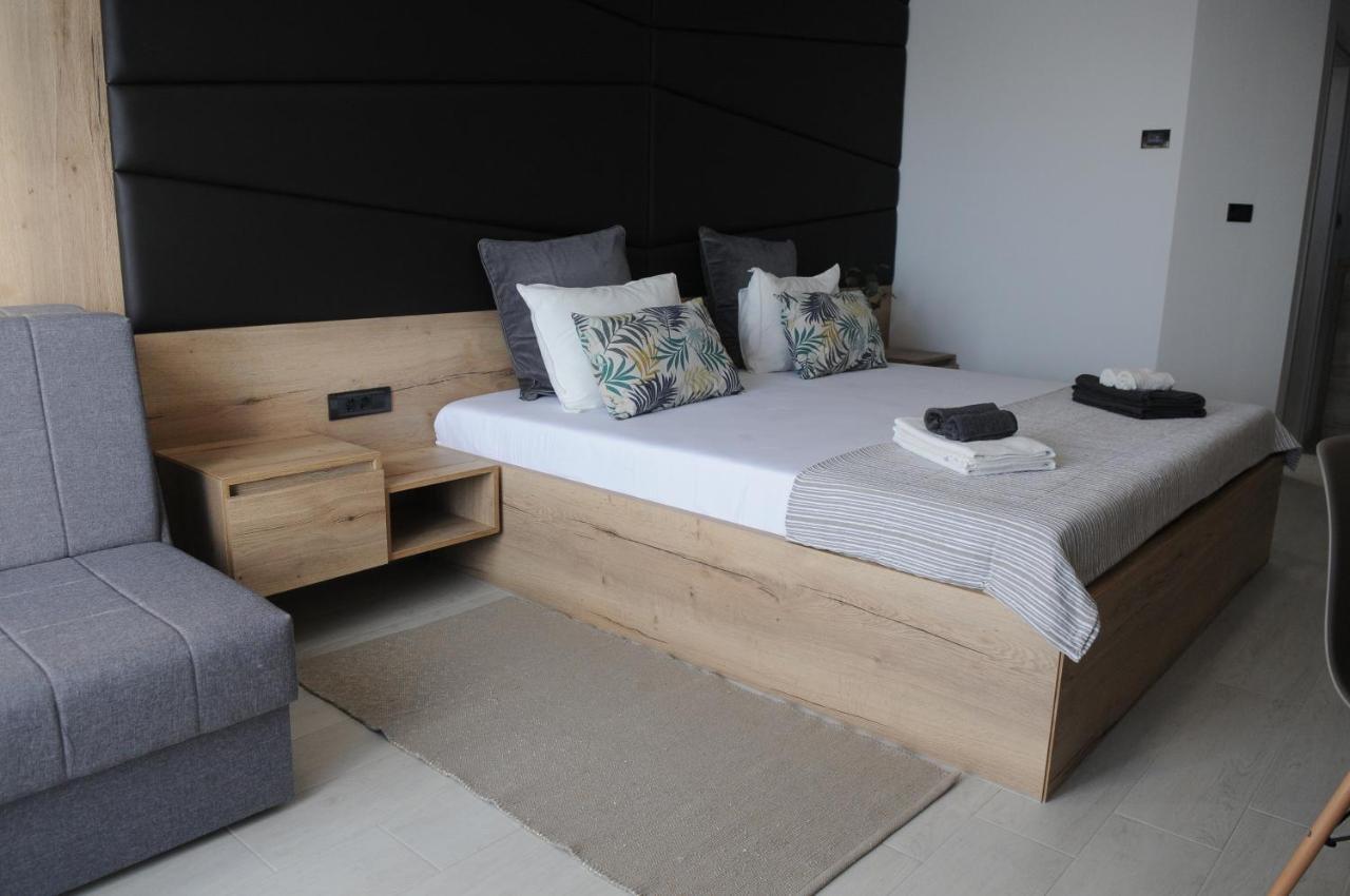 Bed and Breakfast Azur Novi Vinodolski Exterior foto
